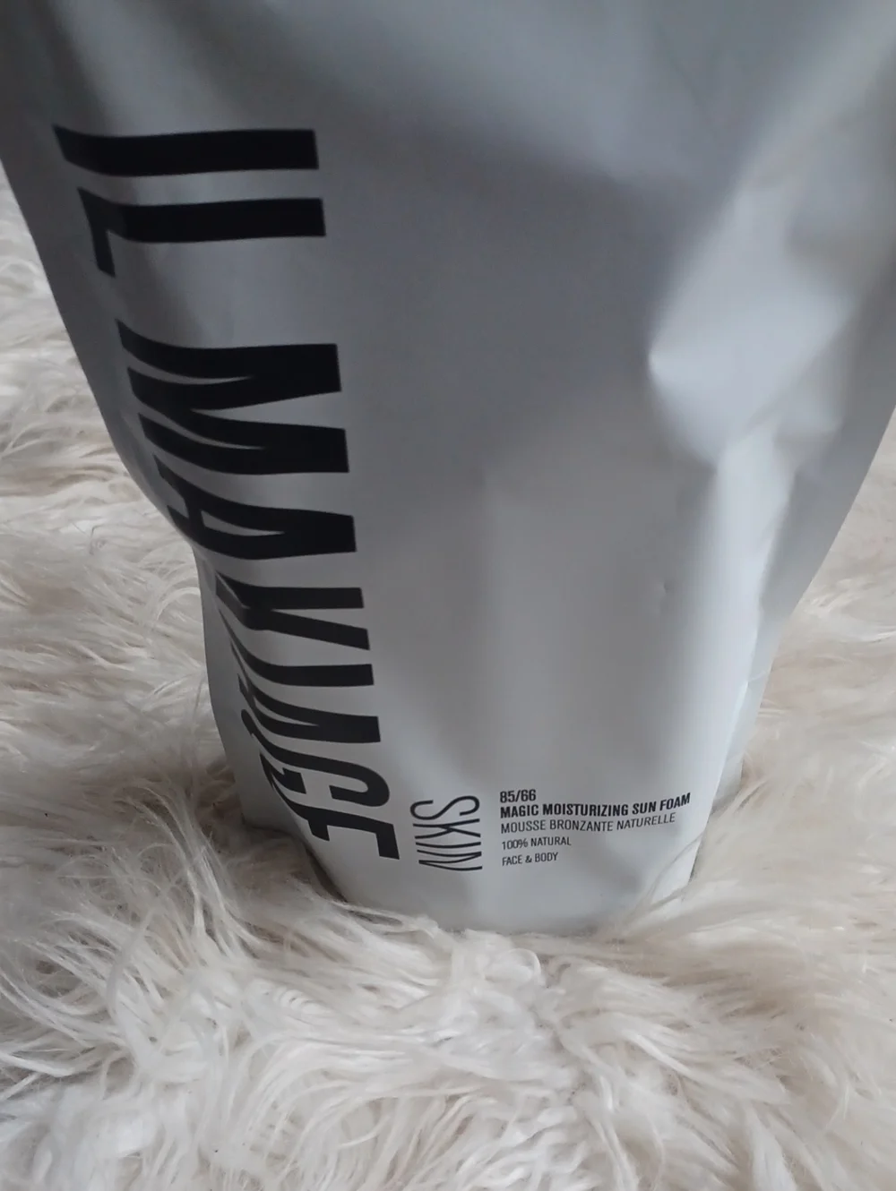 IL Makiage Skin  Magic Moisturizing Sun Foam